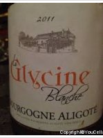 La Glycine Blanche